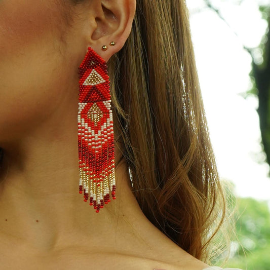 Aretes Valentía