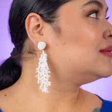 Cargar imagen en el visor de la galería, ARETES RAICES
