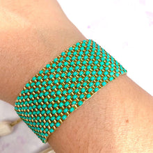 Cargar imagen en el visor de la galería, BRAZALETE BORLAS TURQUESA
