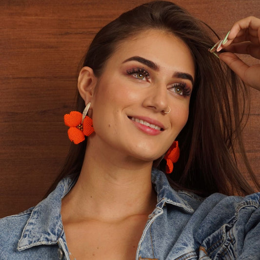 Aretes Orquídea unicolor